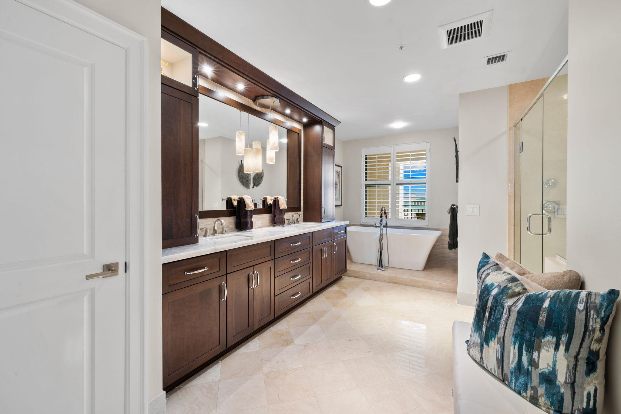 Marco Island, Florida, 34145, United States, 3 Bedrooms Bedrooms, ,3 BathroomsBathrooms,Residential,Active,2037093