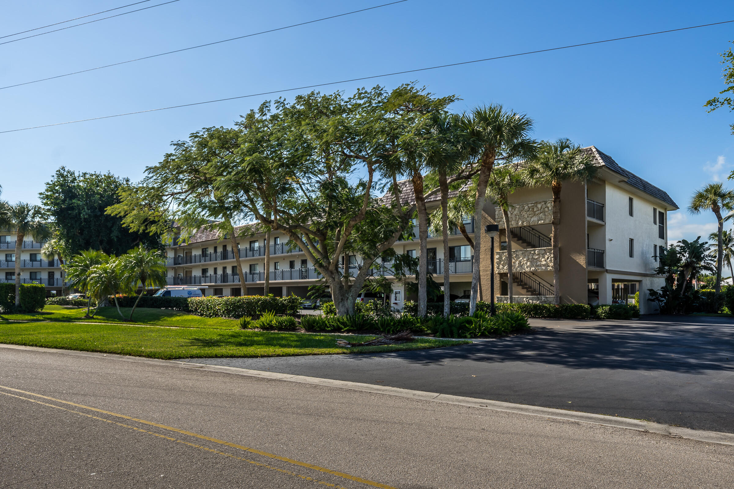 Marco Island, Florida 34145, United States, 2 Bedrooms Bedrooms, ,2 BathroomsBathrooms,Residential,Active,10059