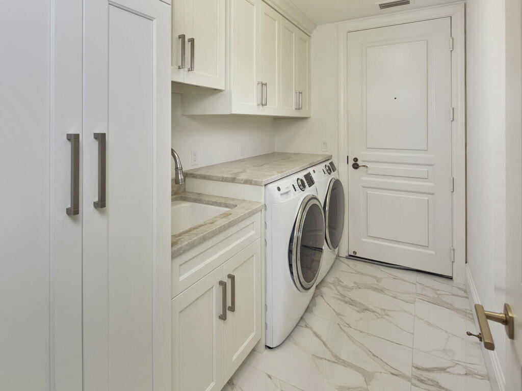 Marco Island, Florida, 34145, United States, 3 Bedrooms Bedrooms, ,4 BathroomsBathrooms,Residential,Active,2042706