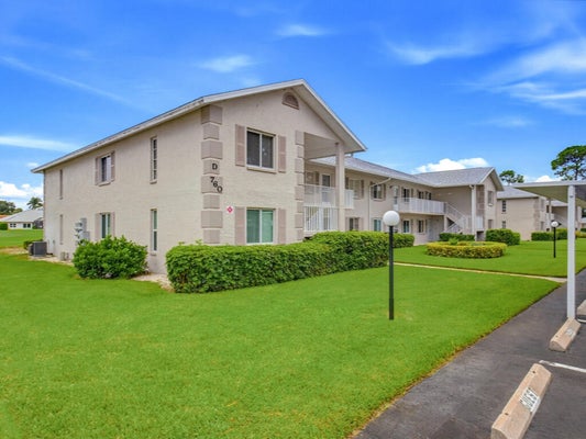 760 AUGUSTA BLVD APT D201, NAPLES, FL 34113 - Image d03a423efa5a61f2cfe93740d9fbdccd/3854987675