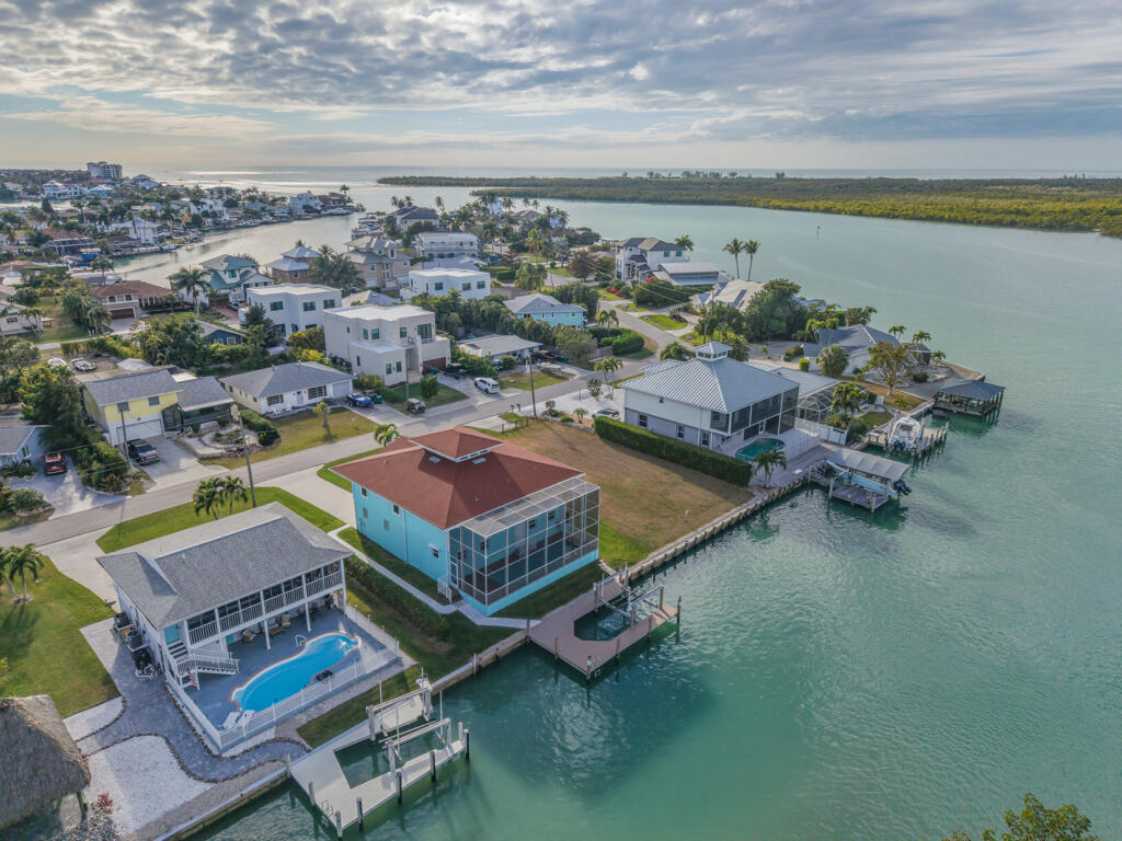 Naples, Florida, 34113, United States, 4 Bedrooms Bedrooms, ,3 BathroomsBathrooms,Residential,Active,2016424