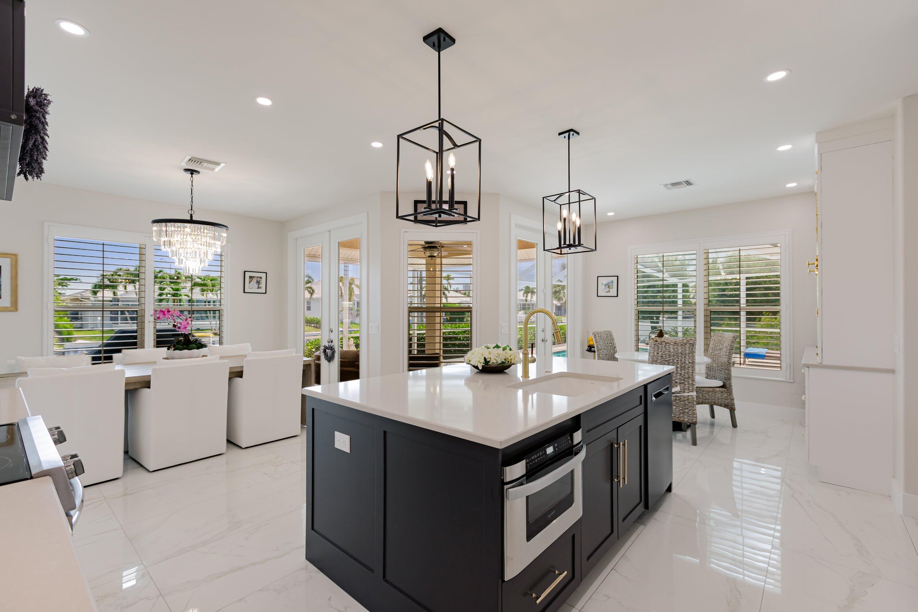 Marco Island, Florida, 34145, United States, 3 Bedrooms Bedrooms, ,3 BathroomsBathrooms,Residential,Active,2021958