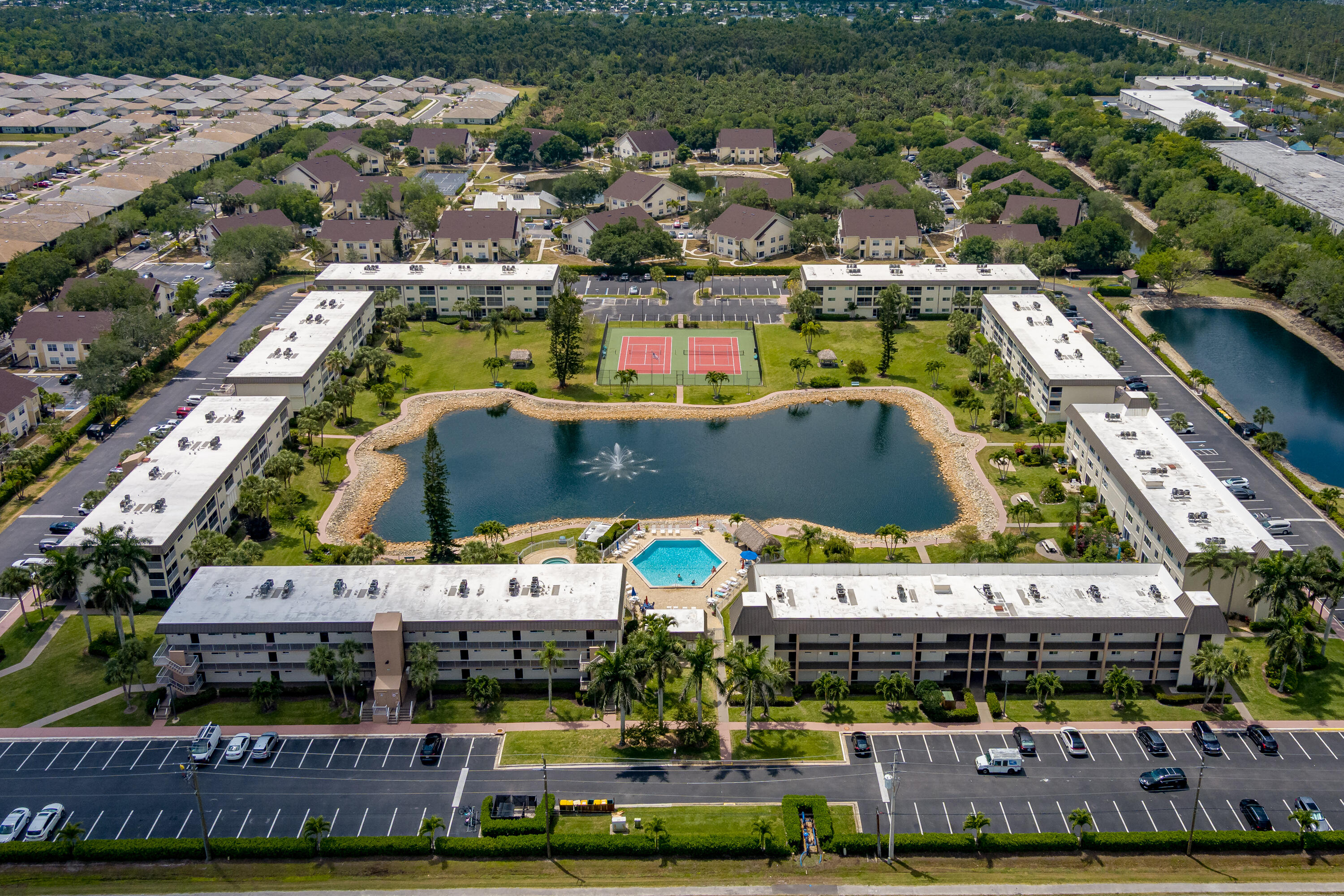 Naples, Florida 34114, United States, 2 Bedrooms Bedrooms, ,2 BathroomsBathrooms,Residential,Active,111124