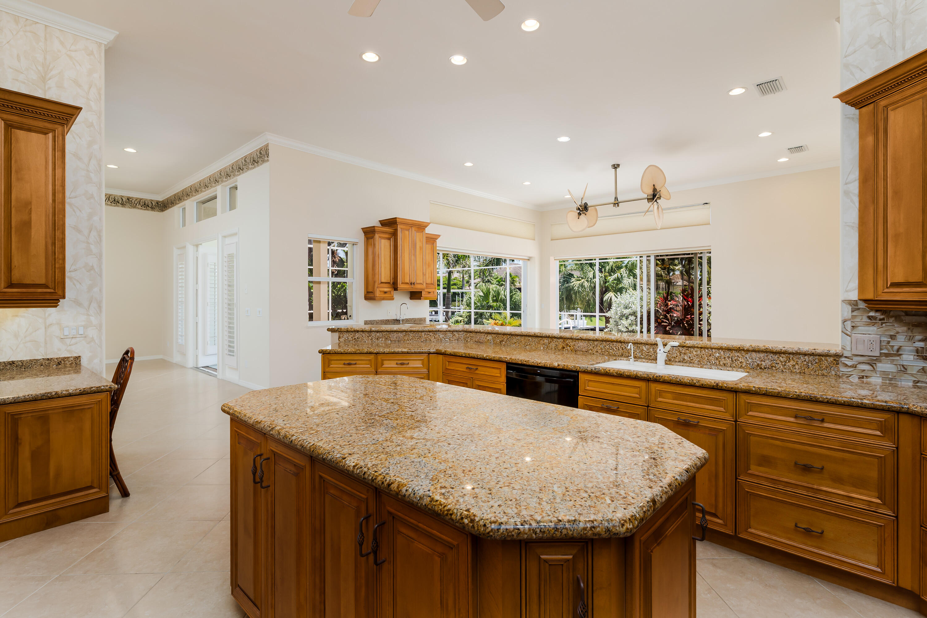 Marco Island, Florida 34145, United States, 4 Bedrooms Bedrooms, ,3 BathroomsBathrooms,Residential,Active,28308