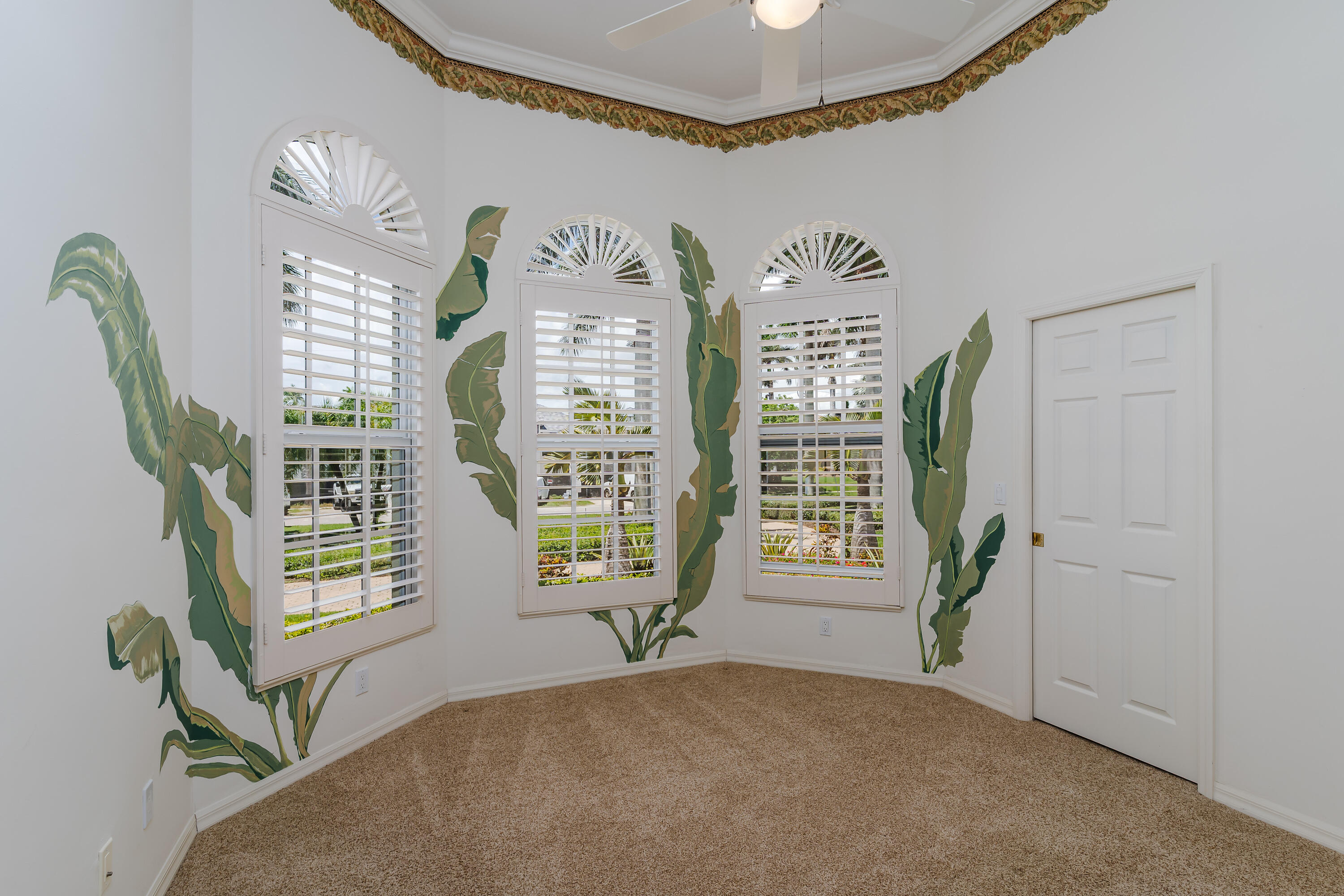 Marco Island, Florida 34145, United States, 4 Bedrooms Bedrooms, ,3 BathroomsBathrooms,Residential,Active,28308