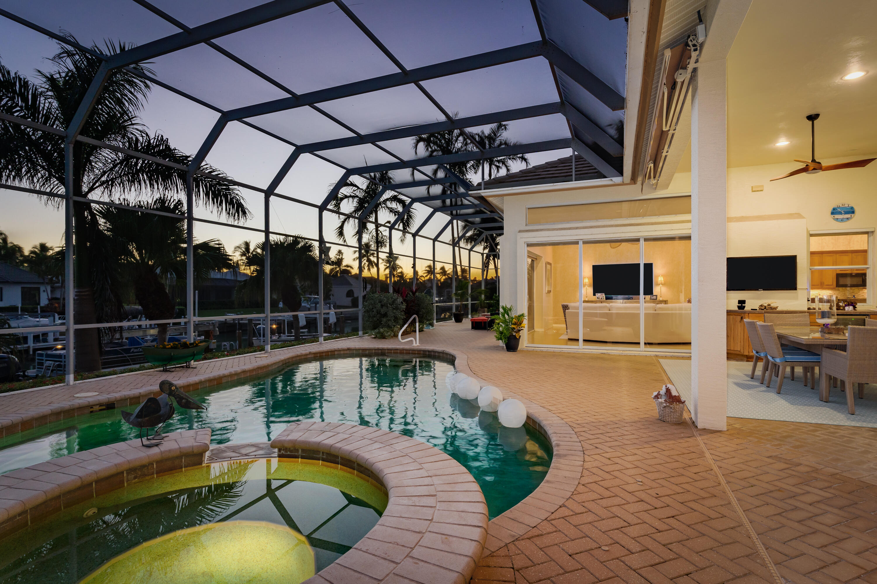 Marco Island, Florida 34145, United States, 4 Bedrooms Bedrooms, ,3 BathroomsBathrooms,Residential,Active,28308