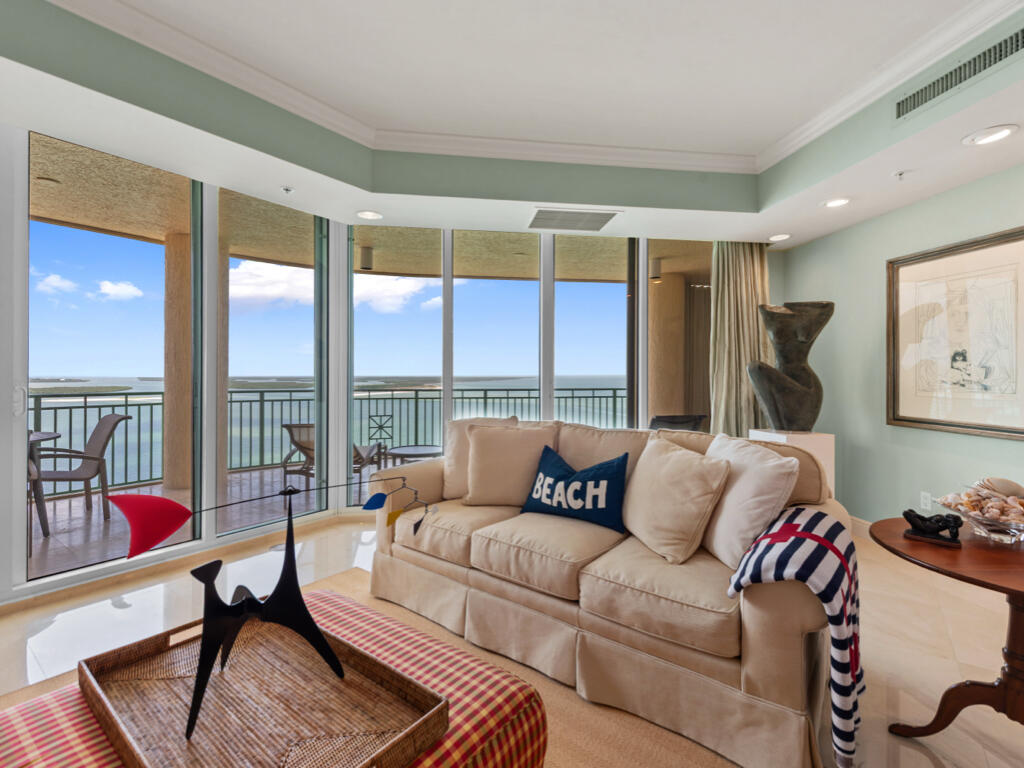 Marco Island, Florida, 34145, United States, 3 Bedrooms Bedrooms, ,4 BathroomsBathrooms,Residential,Active,1904725