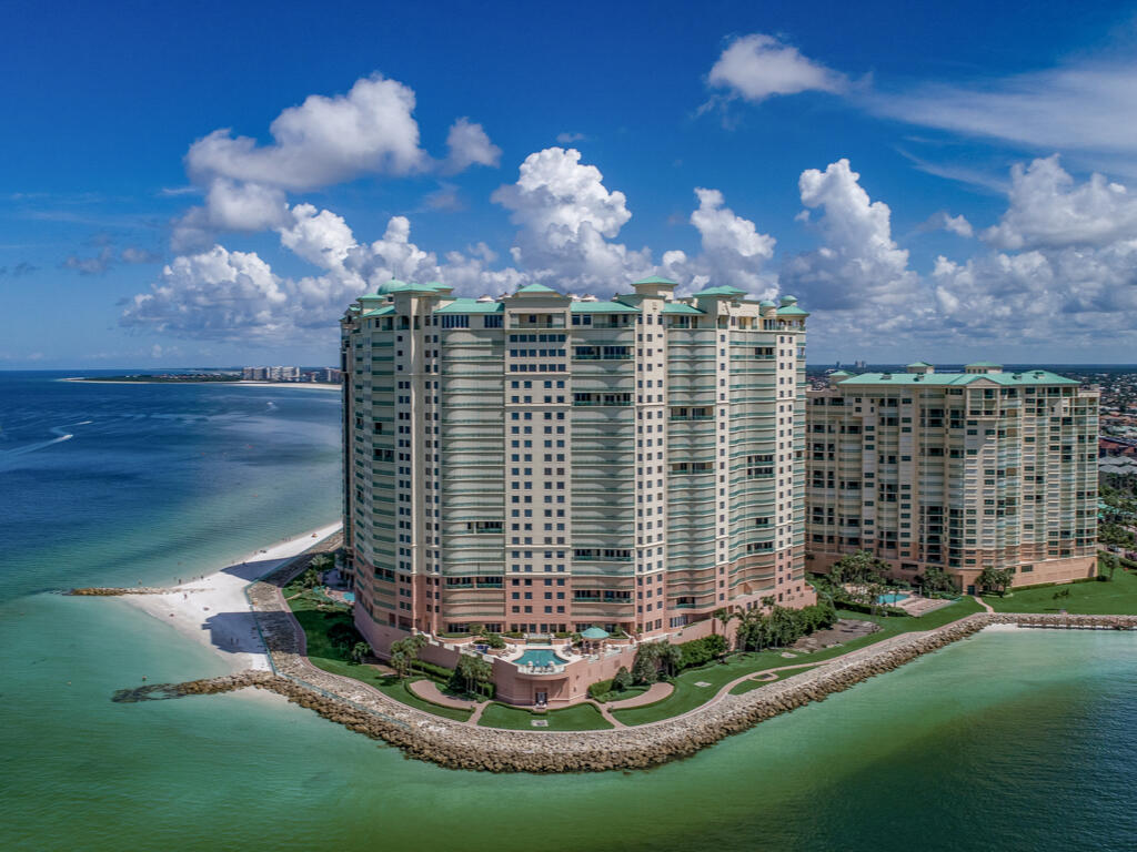 Marco Island, Florida, 34145, United States, 3 Bedrooms Bedrooms, ,4 BathroomsBathrooms,Residential,Active,1904725