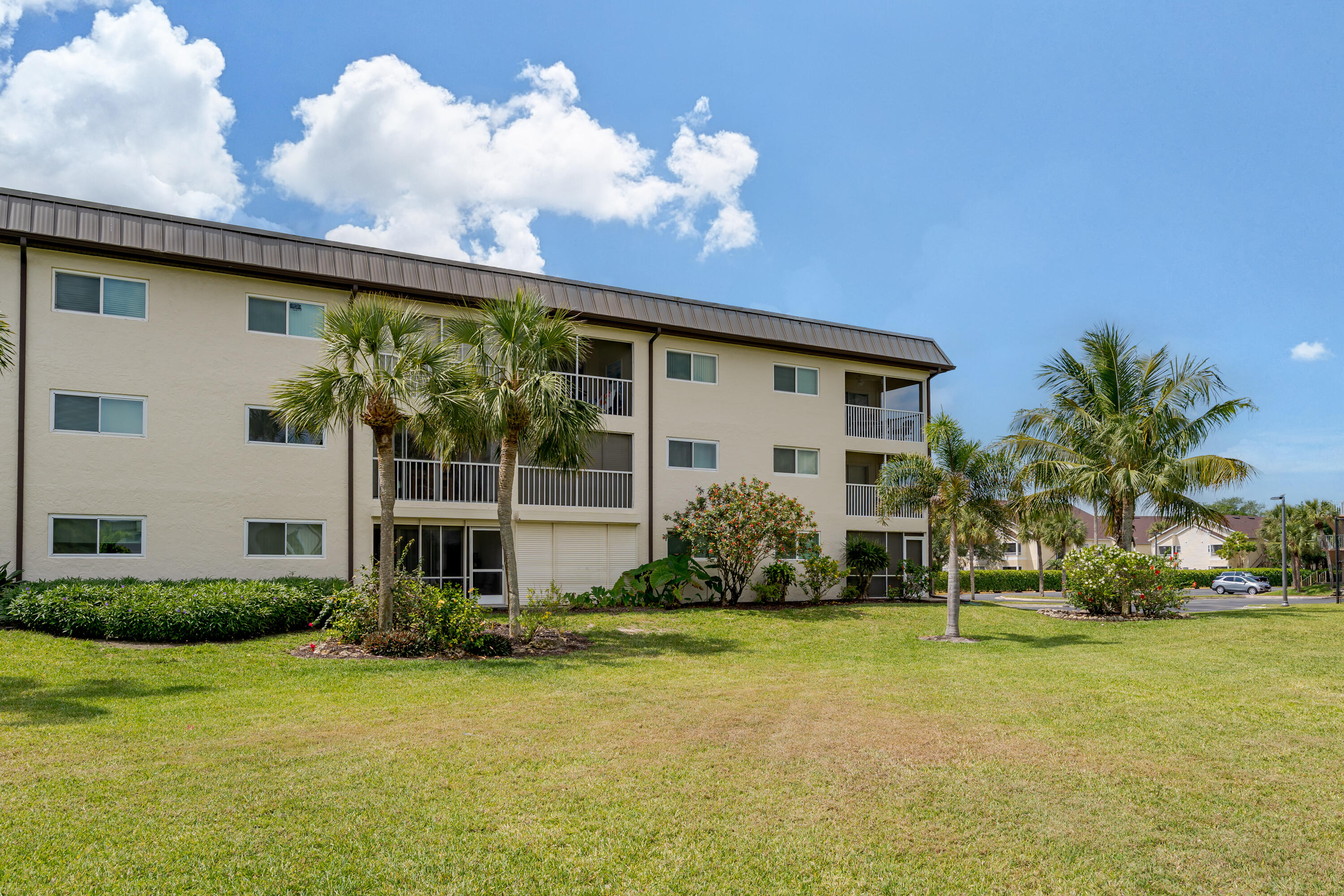 Naples, Florida 34114, United States, 2 Bedrooms Bedrooms, ,2 BathroomsBathrooms,Residential,Active,111274