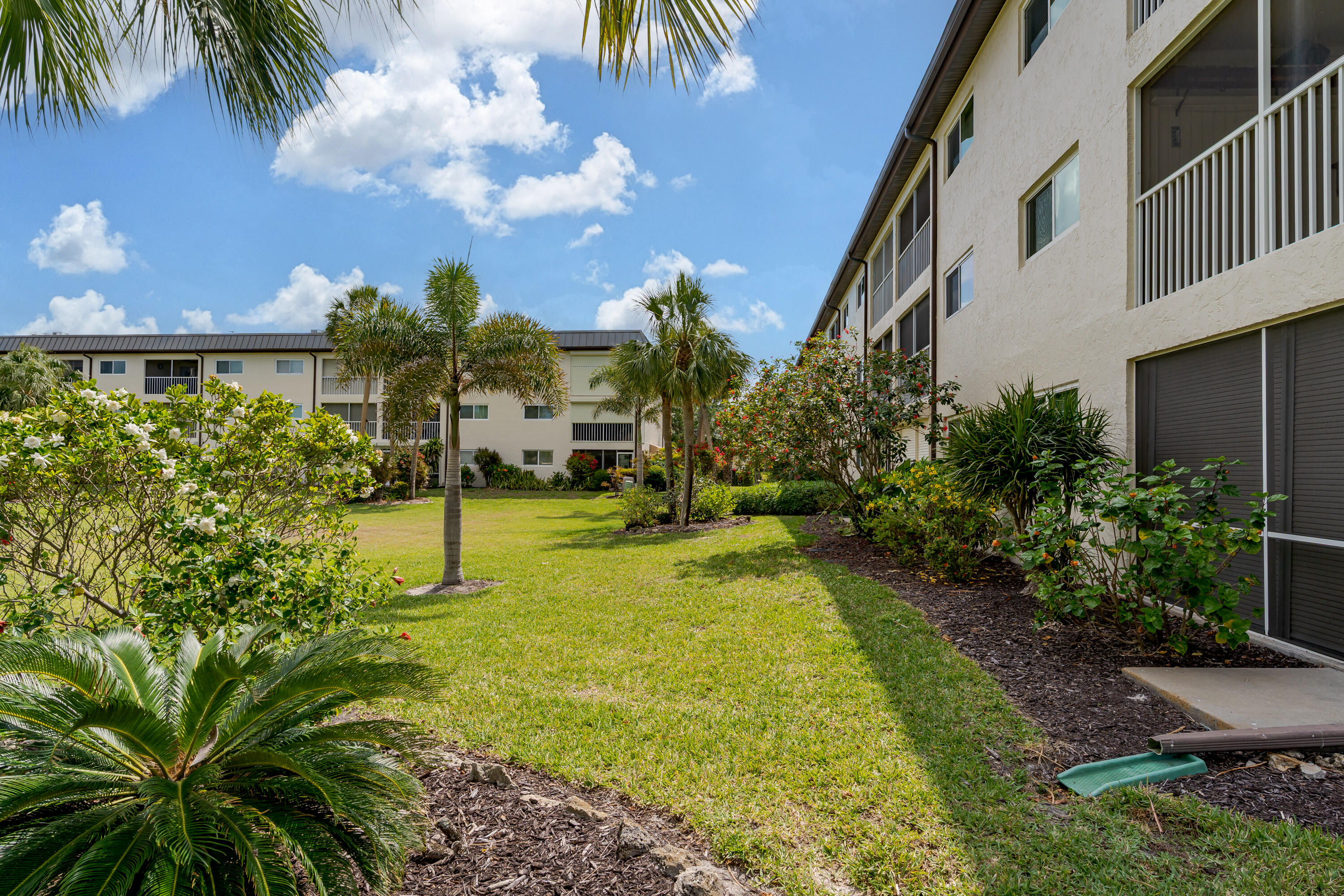 Naples, Florida 34114, United States, 2 Bedrooms Bedrooms, ,2 BathroomsBathrooms,Residential,Active,111274