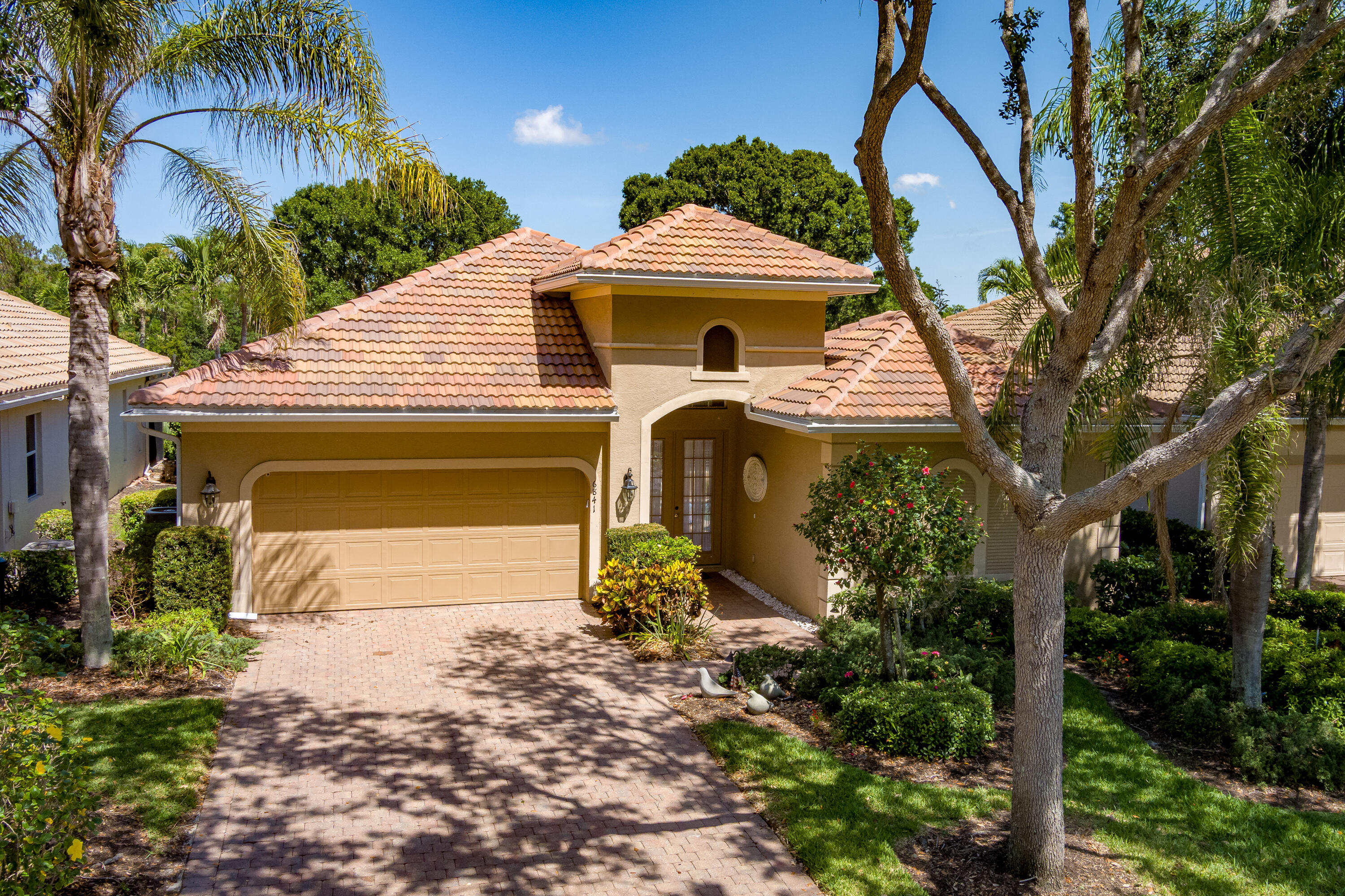 Naples, Florida 34113, United States, 3 Bedrooms Bedrooms, ,3 BathroomsBathrooms,Residential,Active,133399