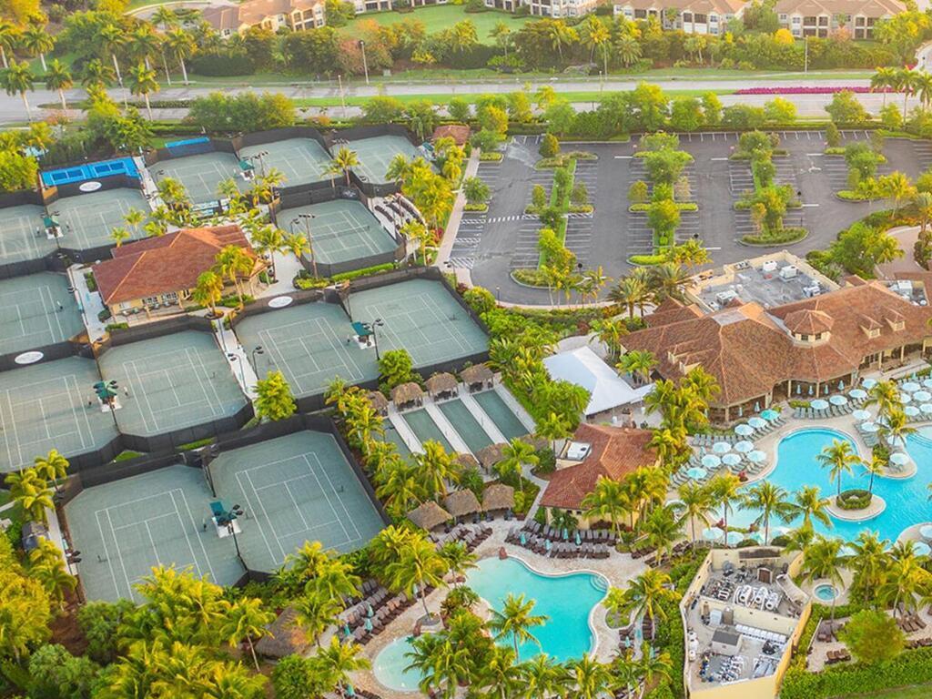 Naples, Florida 34113, United States, 3 Bedrooms Bedrooms, ,3 BathroomsBathrooms,Residential,Active,25752