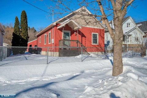 Photo of 1117 Lincoln Ave, Eveleth, MN 55734 (MLS # 149458)