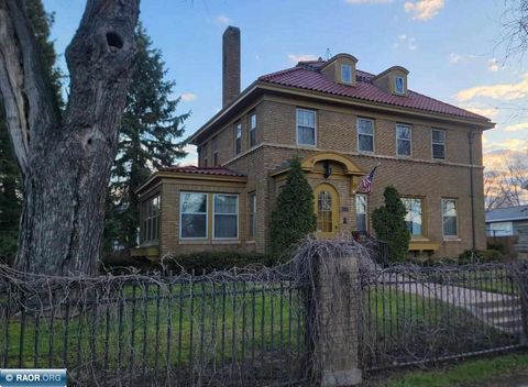 Photo of 1001 E Howard Street, HIBBING, MN 55746 (MLS # 149426)