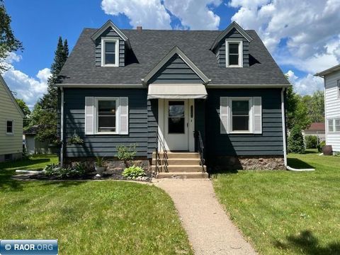 Photo of 1125 Minnesota St, Hibbing, MN 55746 (MLS # 149652)