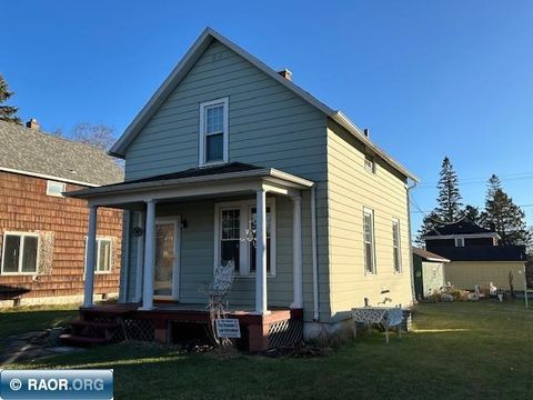 Photo of 513 3rd Ave, Keewatin, MN 55753 (MLS # 149325)