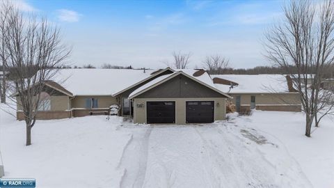 Photo of 130 5th St, Nashwauk, MN 55769 (MLS # 149534)