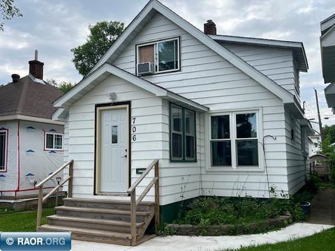 Photo of 706 Clay St, Eveleth, MN 55734 (MLS # 148866)
