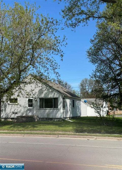 Photo of 1104 11th Street, International Falls, MN 56649 (MLS # 150048)