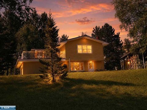 Photo of 1717 Pine Street Road, Ely, MN 55731 (MLS # 150183)