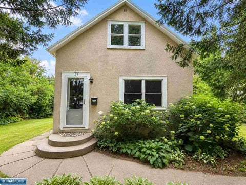 Photo of 17 1st Street NW ST, Chisholm, MN 55719 (MLS # 150506)