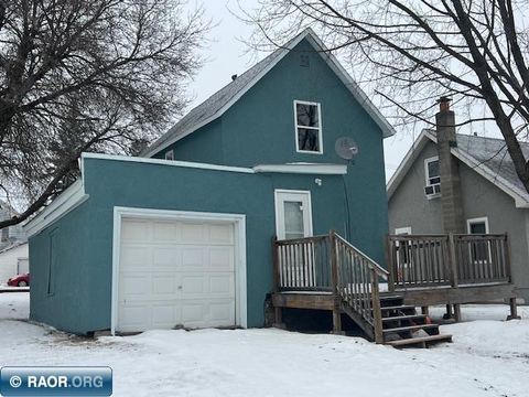 Photo of 504 2nd Ave, Keewatin, MN 55769 (MLS # 149408)