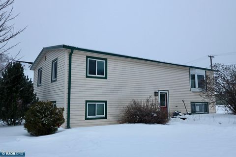 Photo of 314 4th Ave N Ave, Biwabik, MN 55708 (MLS # 149429)