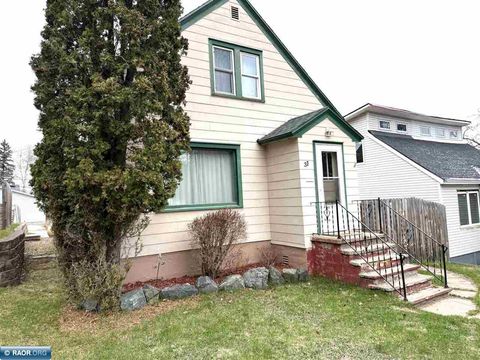 Photo of 37 E Boundary ST, Ely, MN 55731 (MLS # 149878)