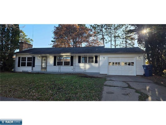 416 HIGHLAND DR, HIBBING, MN 55746 - Image 43aca72f0a6f0a4e32cc0f4e1ebd2dc1/3956009586