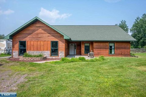 Photo of 3155 Poplar Rd, Duluth, MN 55804 (MLS # 148819)