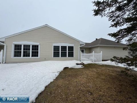 Photo of 2103 Miller Creek Dr, Duluth, MN 55811 (MLS # 149763)