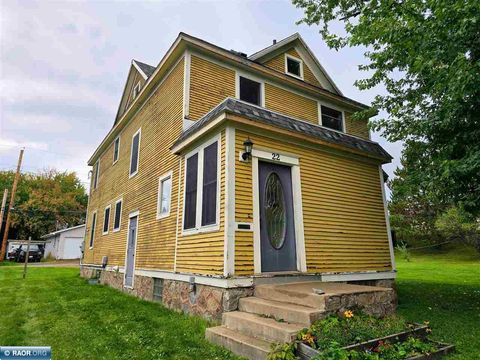 Photo of 22 11th St. NW St, Chisholm, MN 55719 (MLS # 149097)