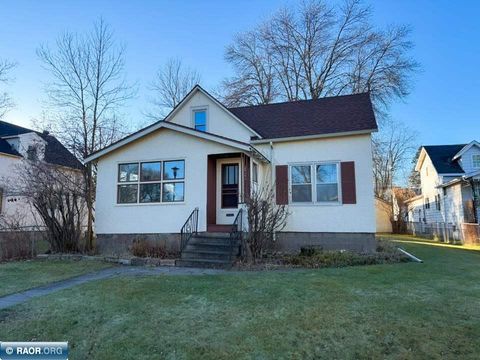 Photo of 2527 4th Ave E Ave, Hibbing, MN 55746 (MLS # 149346)