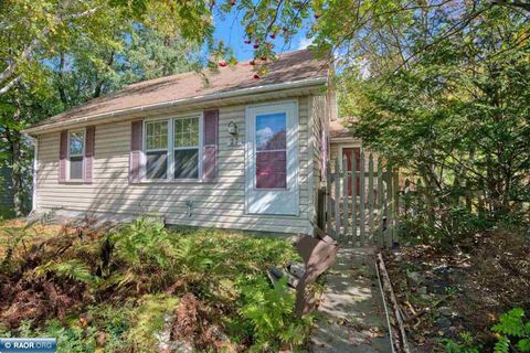 Photo of 27 Cuyuna Dr, Virginia, MN 55792 (MLS # 149090)