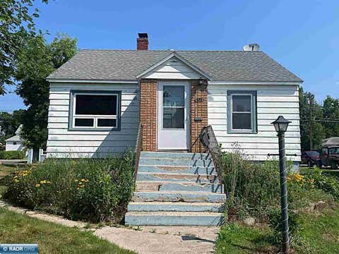 Photo of 121 E Pattison St, Ely, MN 55731 (MLS # 150320)