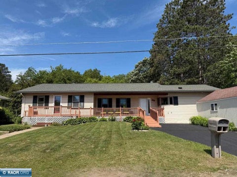 Photo of 111 3rd Ave N, Kelly Lake, MN 55746 (MLS # 150244)