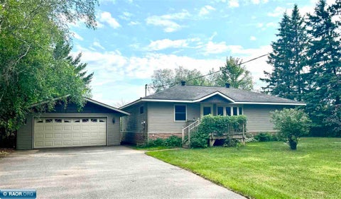 Photo of 8128 Long Lake Rd, Eveleth, MN 55734 (MLS # 150221)