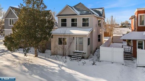 Photo of 515 5th Ave, Virginia, MN 55792 (MLS # 149413)