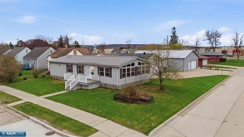 Photo of 1430 12th St S ST, Virginia, MN 55792 (MLS # 149989)