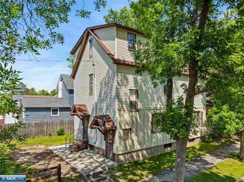 Photo of 502 16th St, Virginia, MN 55792 (MLS # 148596)