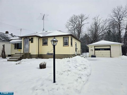 Photo of 507 E 38th Street, Hibbing, MN 55746 (MLS # 149625)