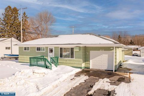 Photo of 404 Kent Road, Hoyt Lakes, MN 55750 (MLS # 149554)