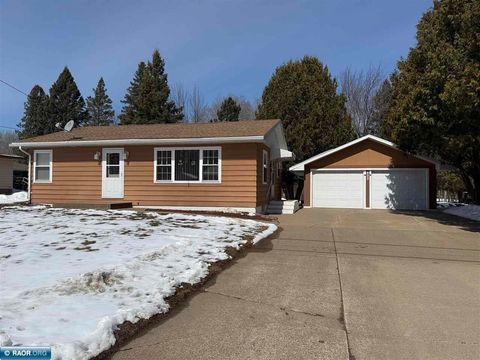 Photo of 1803 39th Street, Hibbing, MN 55746 (MLS # 149732)
