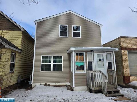 Photo of 829 13th St N St, Virginia, MN 55792 (MLS # 147967)