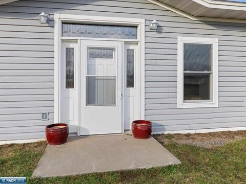 Photo of 11139 Dixon Rd, Hibbing, MN 55746 (MLS # 149225) Photo of 11139 Dixon Rd, Hibbing, MN 55746 (MLS # 149225)