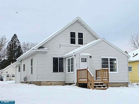 Photo of 109 Sadie St, Marble, MN 55764 (MLS # 149361)