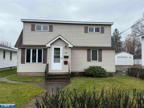 Photo of 3725 Mayfair Ave, Hibbing, MN 55746 (MLS # 149262) Photo of 3725 Mayfair Ave, Hibbing, MN 55746 (MLS # 149262)