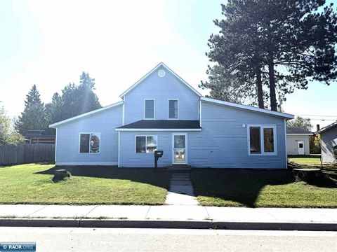 Photo of 954 Camp St, Ely, MN 55731 (MLS # 149695)