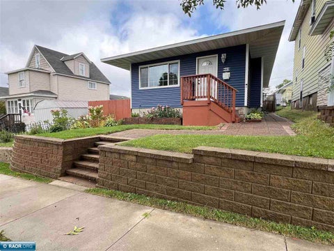 Photo of 719 Garfield St, Eveleth, MN 55734 (MLS # 150624)