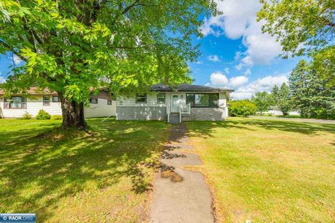 Photo of 301 S 2nd St W ST, Aurora, MN 55705 (MLS # 150155)